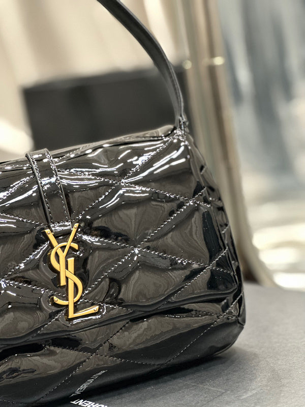 Amelia - YSL Bag - 1763
