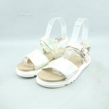 VINCE CAMUTO .