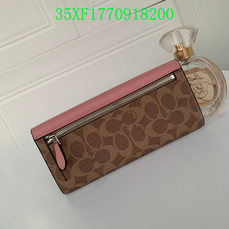 Amelia - CAH Wallet - 085