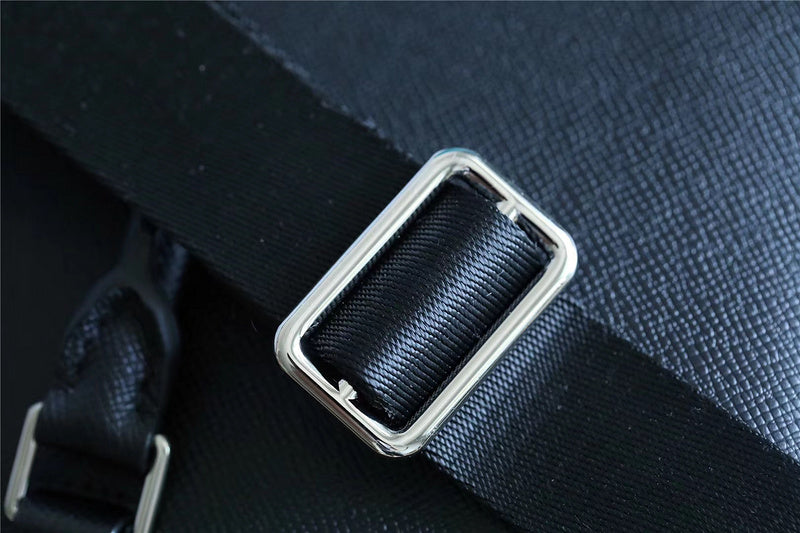 Fan Fashion Lu-Vi bags - 9830