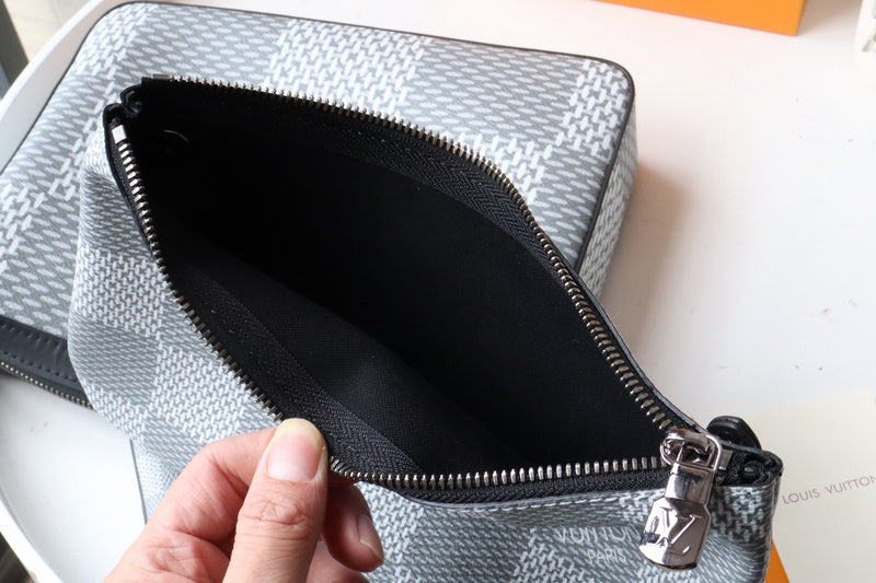 Fan Fashion Lu-Vi bags - 17516