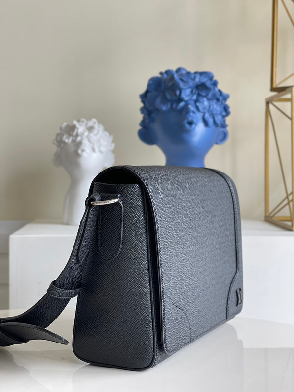 Fashion Lu-Vi bags - 3205
