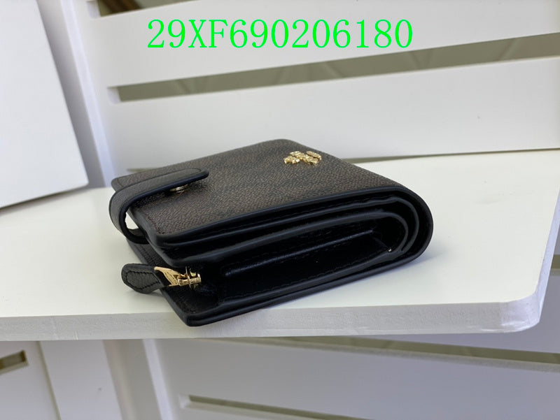 Amelia - CAH Wallet - 040