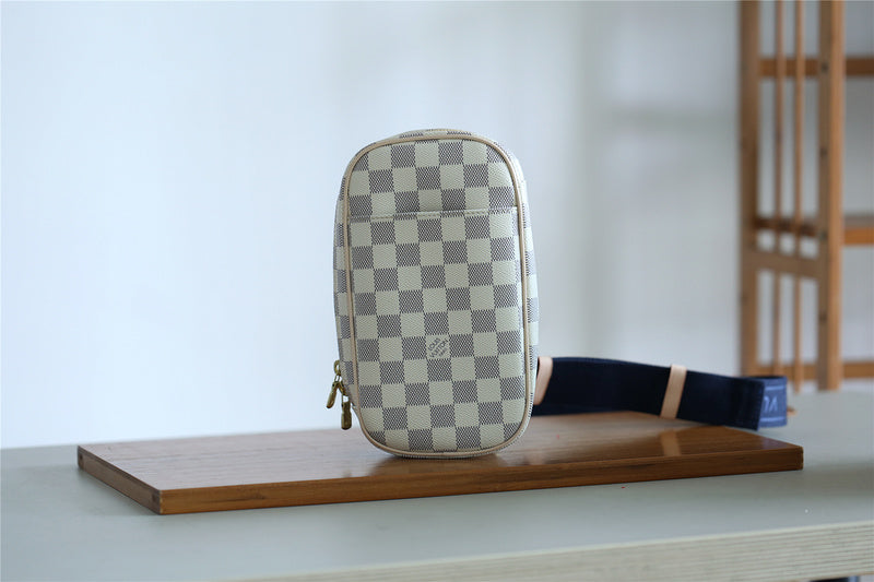 Fan Fashion Lu-Vi bags - 9388