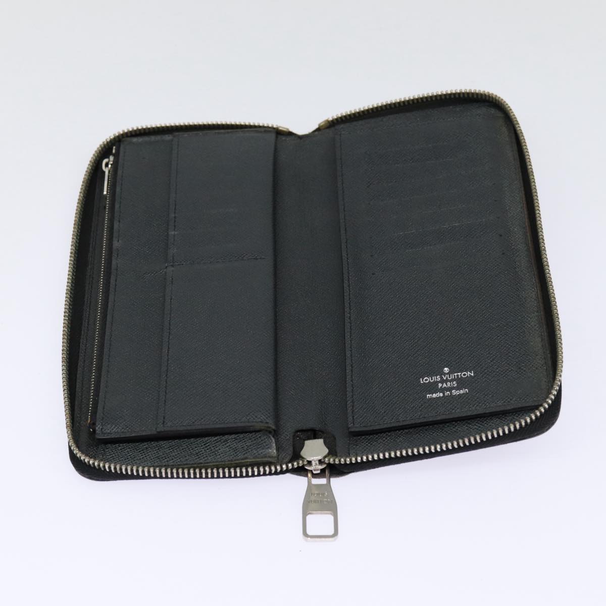 LOUIS VUITTON Zippy wallet