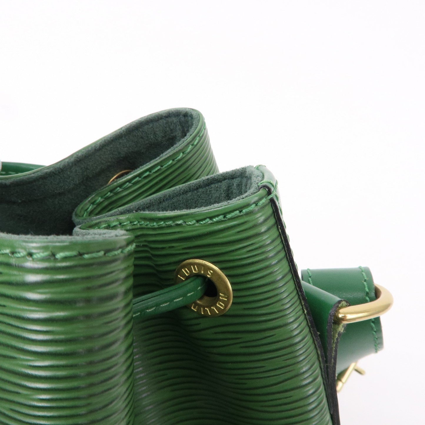 Louis Vuitton Epi Petit Noe Leather Shoulder Bag Green M44104