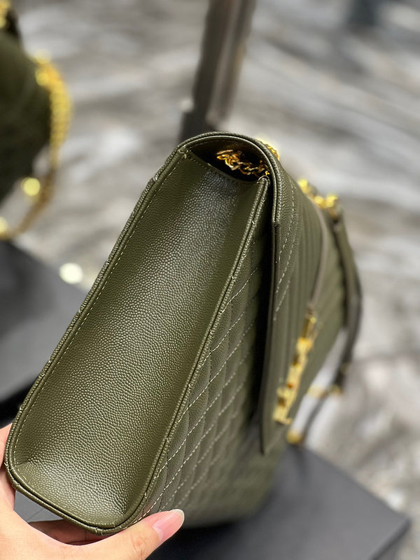 Amelia - YSL Bag - 1883