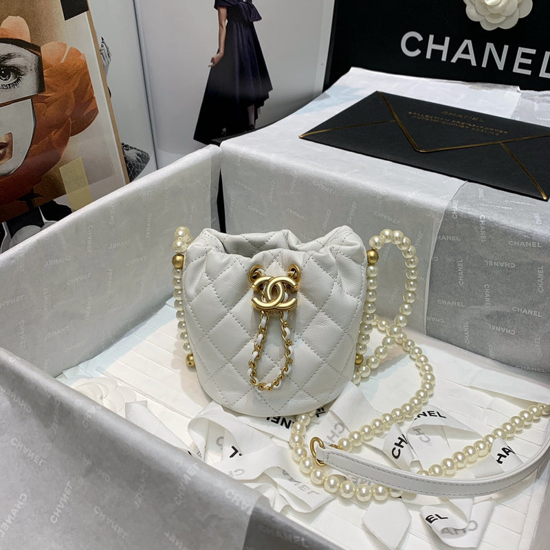 Wellow Bags - Chanel - Bags  - 561