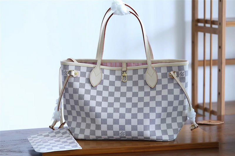 Fan Fashion Lu-Vi bags - 8103