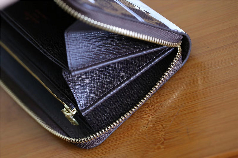 Fan Fashion Lu-Vi bags - 9340