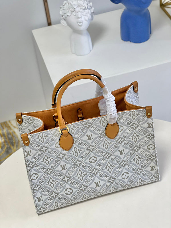 Fan Fashion Lu-Vi bags - 17157