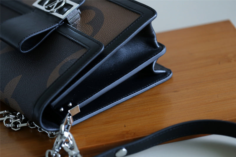 Fan Fashion Lu-Vi bags - 8143