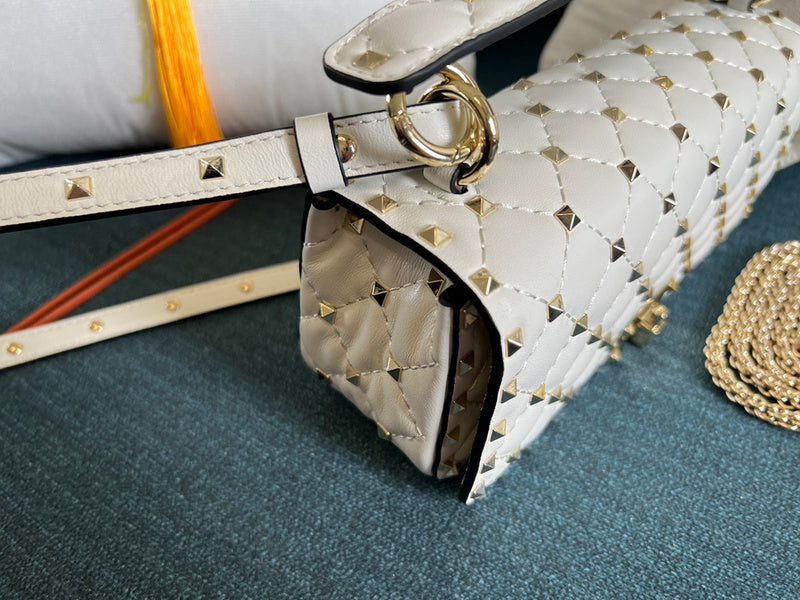 VAL LUXURY BAGS - FOR FASHION LOVERS  AFFORDABLE LUXURY BAGS- 256
