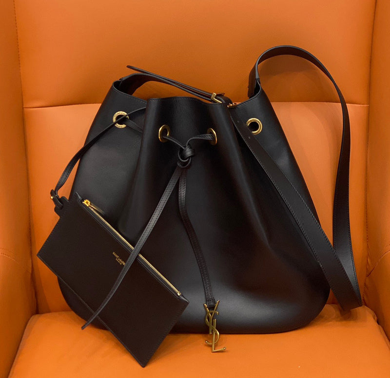 Amelia - YSL Bag - 2052
