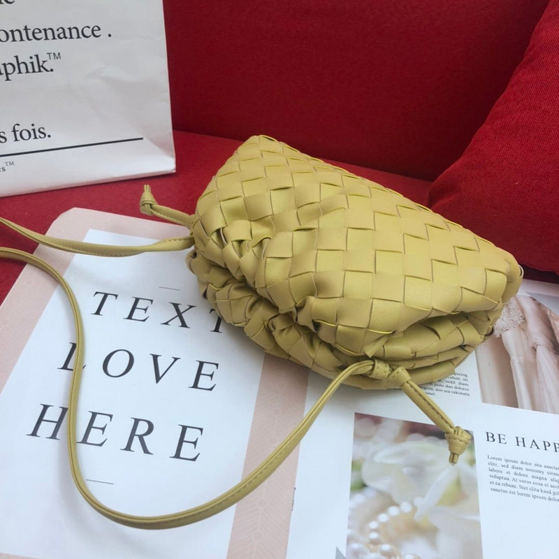 B-VENETA STYLISH HANBAGS FOR WOMEN - - 244