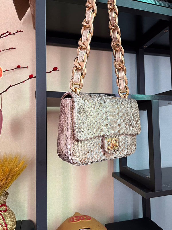 Wellow Bags - Chanel - Bags  - 954