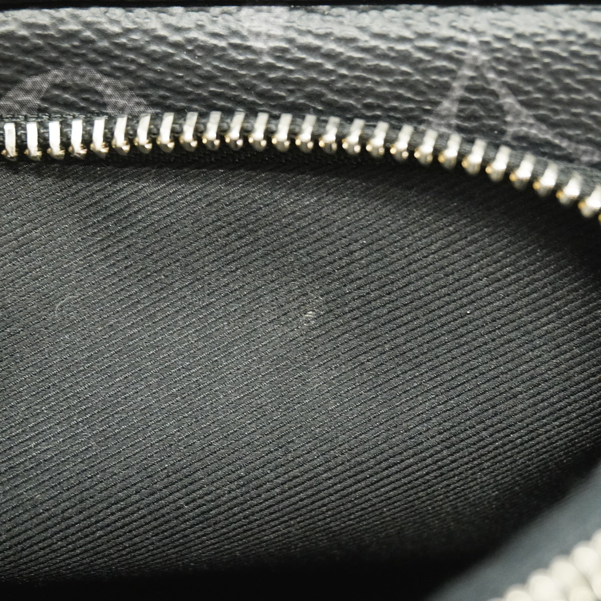 Louis Vuitton BumBag Outdoor Pochette Eclipse Leather Black