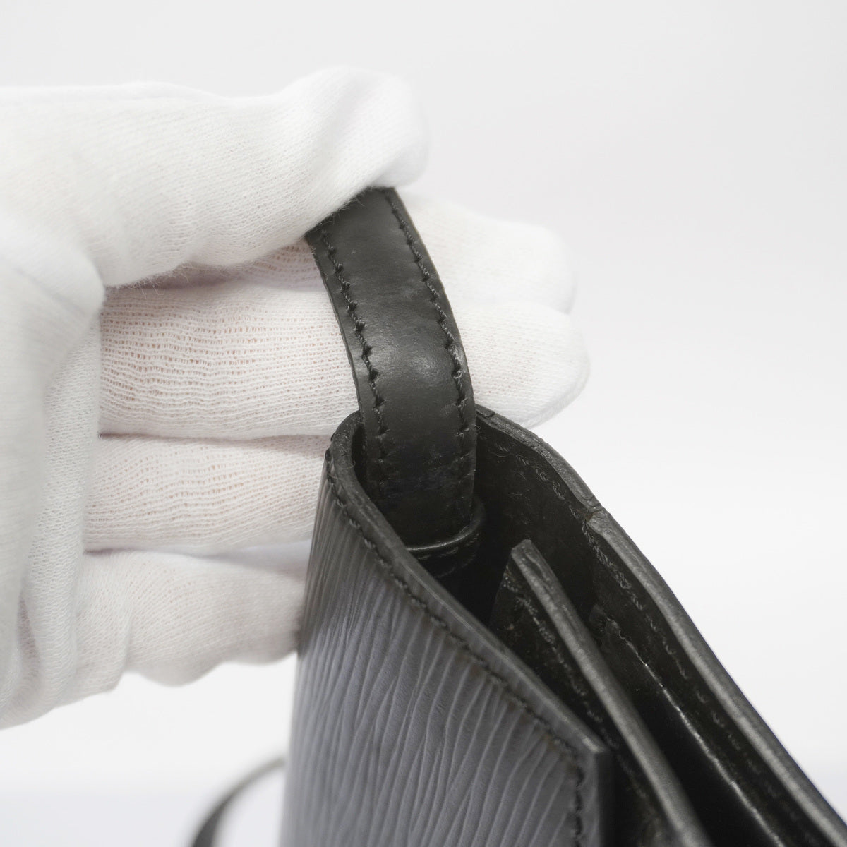Louis Vuitton Shoulder Bag Epi Purbourg Noir