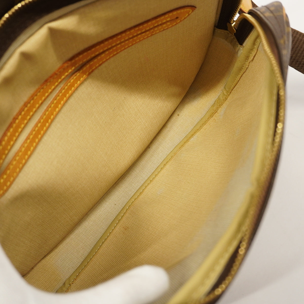 Louis Vuitton Shoulder Bag Monogram Reporter PM