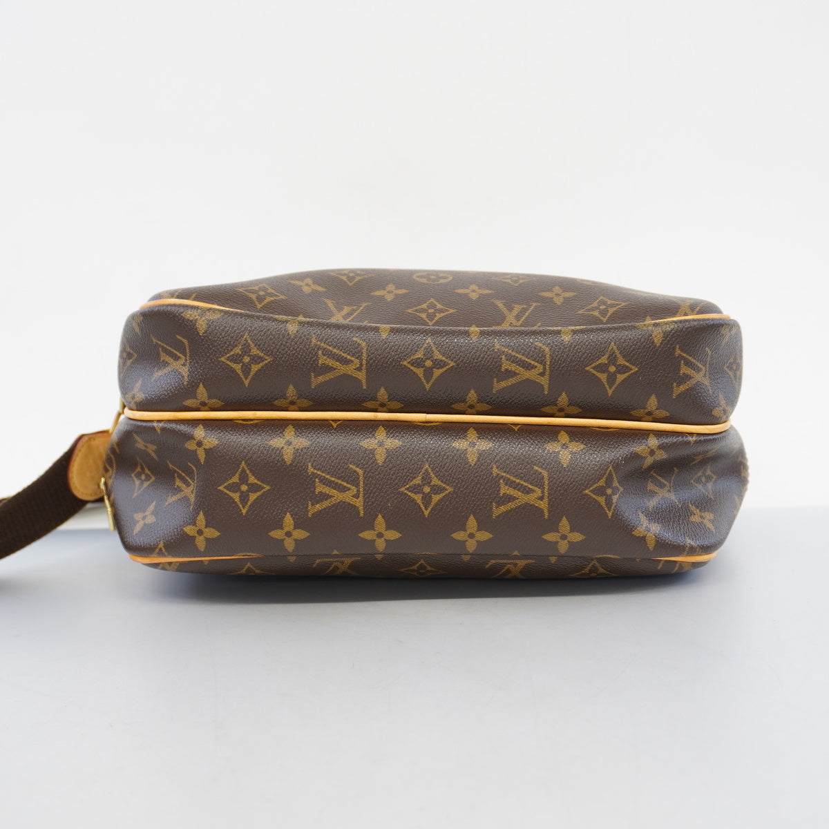 Louis Vuitton Monogram Reporter PM  Shoulder Bag