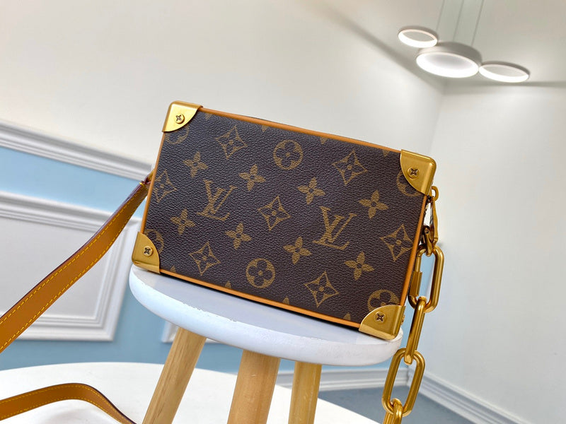 Fan Fashion Lu-Vi bags - 17084