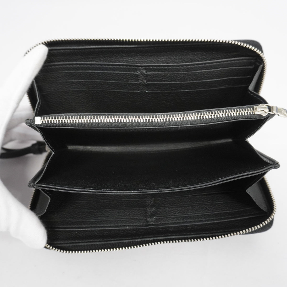 Louis Vuitton Taurillon Zippy Lock Me Long Wallet