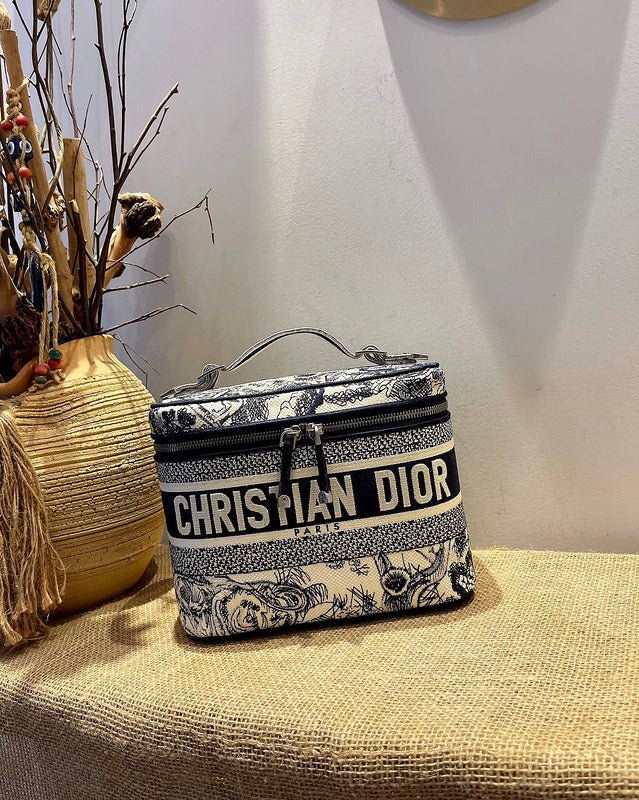 Amelia- DYOR DESIGNER BAGS - 456