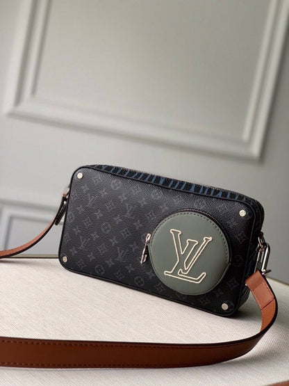 Fan Fashion Lu-Vi bags - 17736