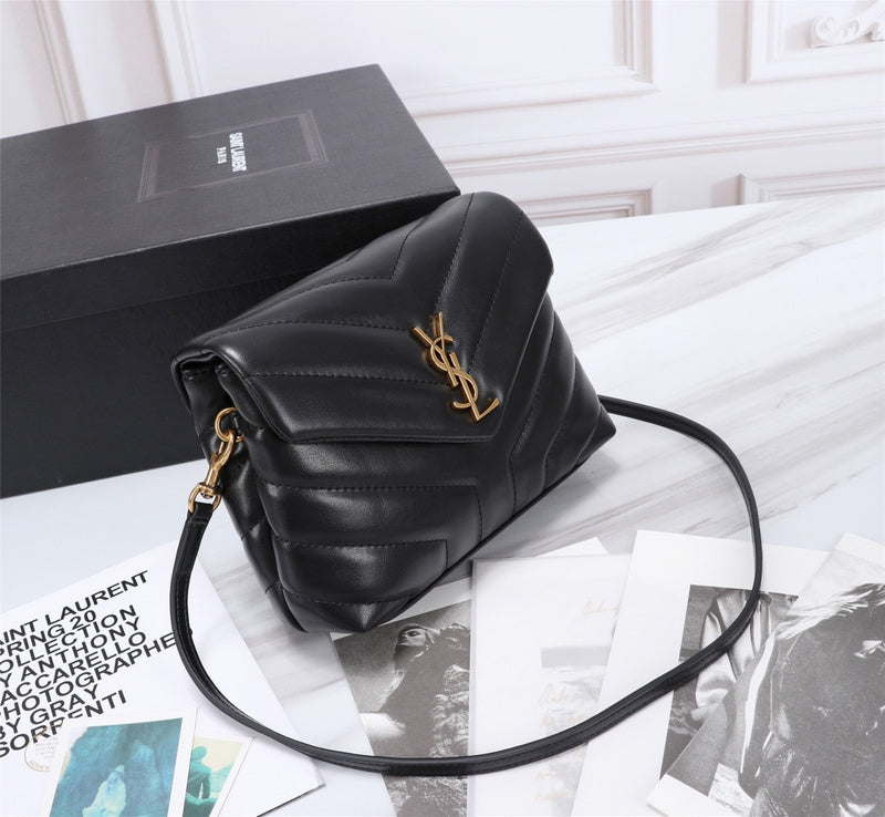 Amelia - YSL Bag - 2402