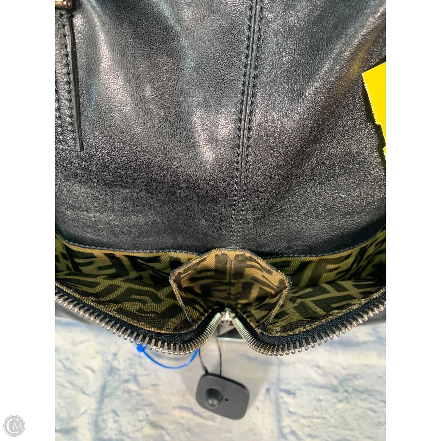 Handbag Luxury Designer By Fendi, Size: Large