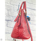 Handbag Luxury Designer By Gucci, Size: Medium