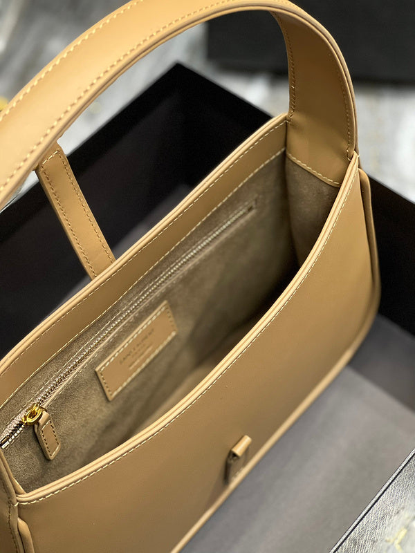 Amelia - YSL Bag - 2478