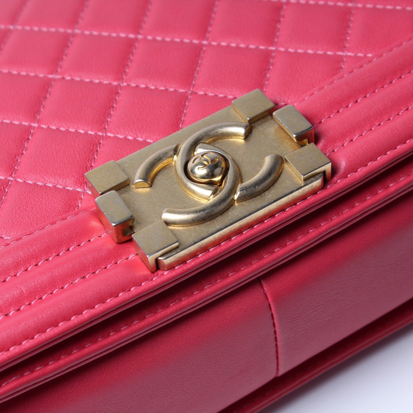 Chanel oy Flap Medium New Lambskin 29M