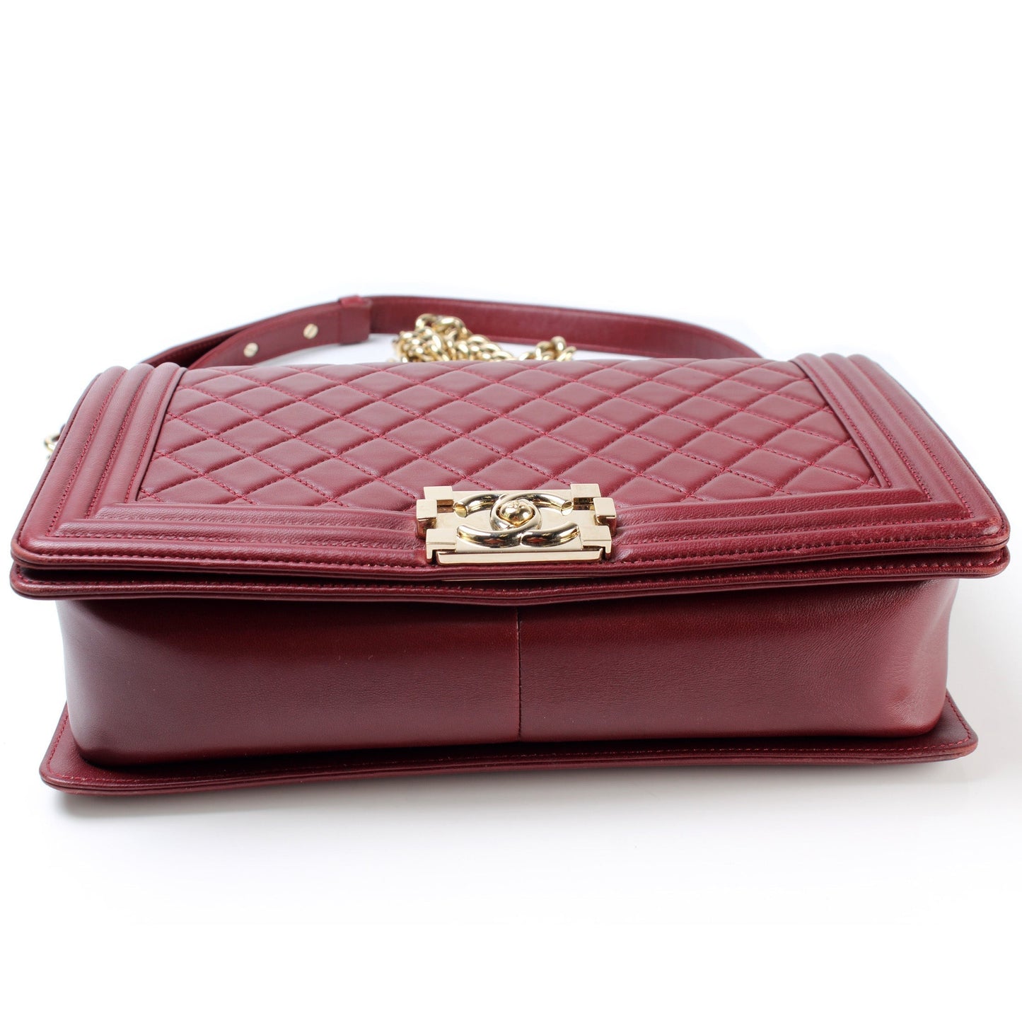 Chanel Boy Flap New Medium 22M
