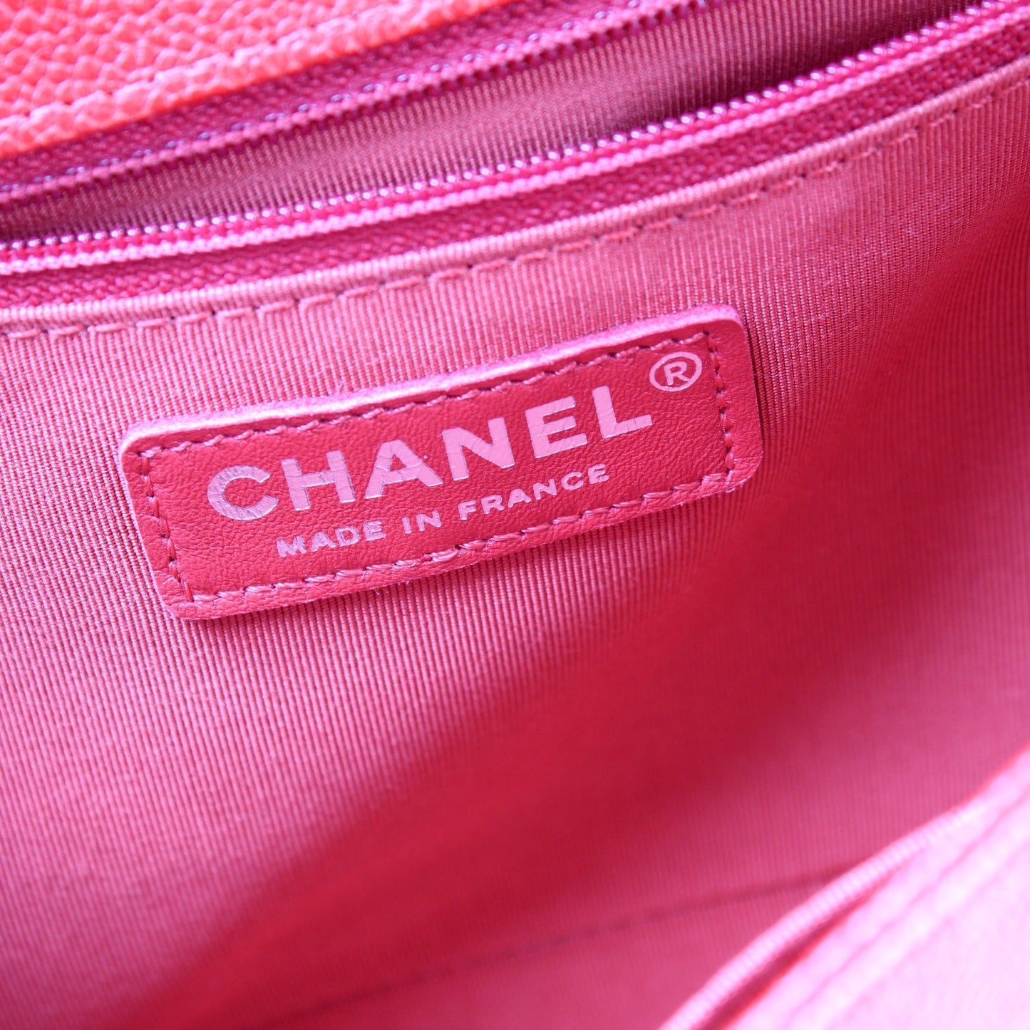 Chanel Boy Flap Medium New Caviar 21-24M