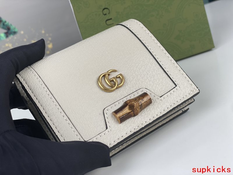 Amelia- Mix Wallets - 526