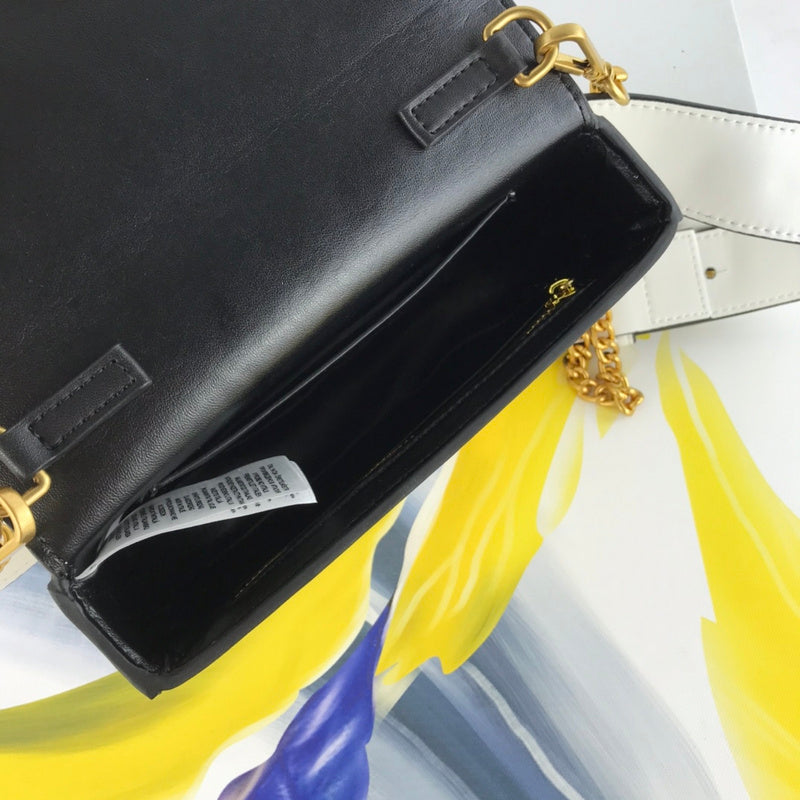 Amelia's Bag Gallery - VAR Bags - 242