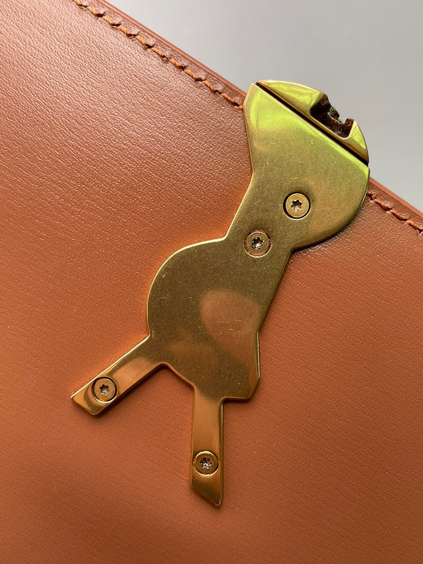 Amelia - YSL Bag - 3791