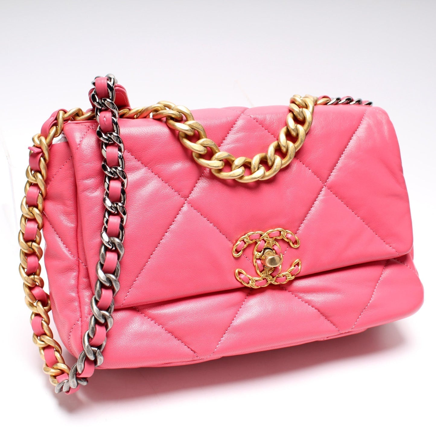 Chanel Quilted Goatskin 19 Medium Flap 29M Bag