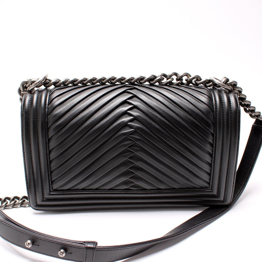 Chanel Boy Flap Medium New Lambskin 23M