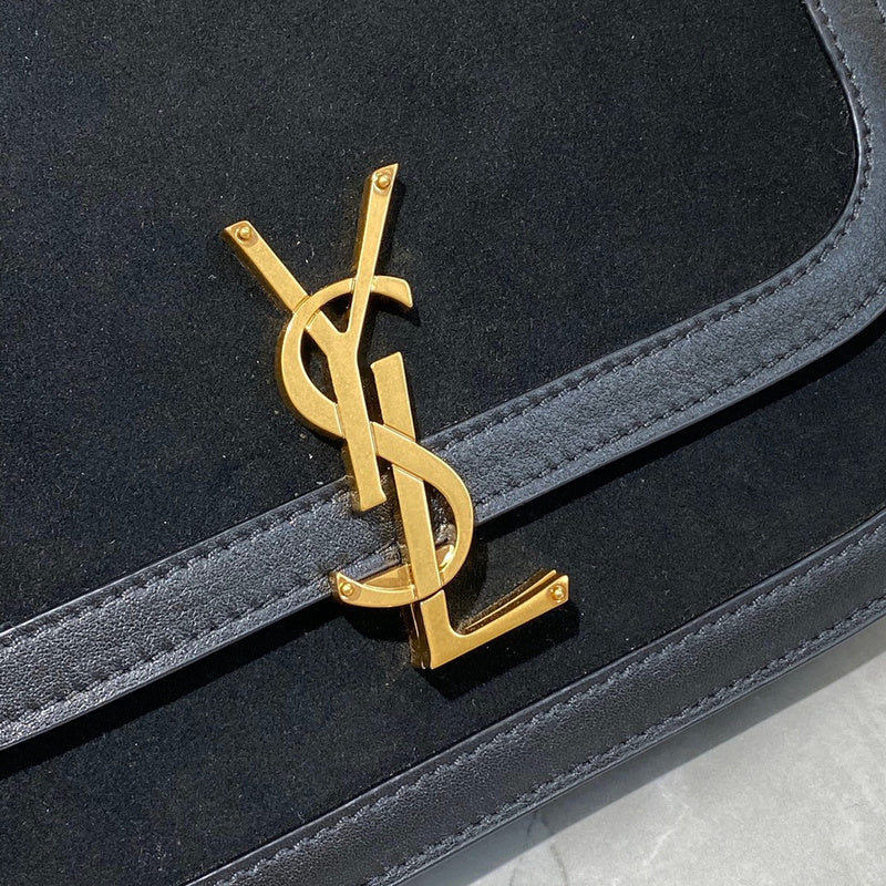 Amelia - YSL Bag - 3752