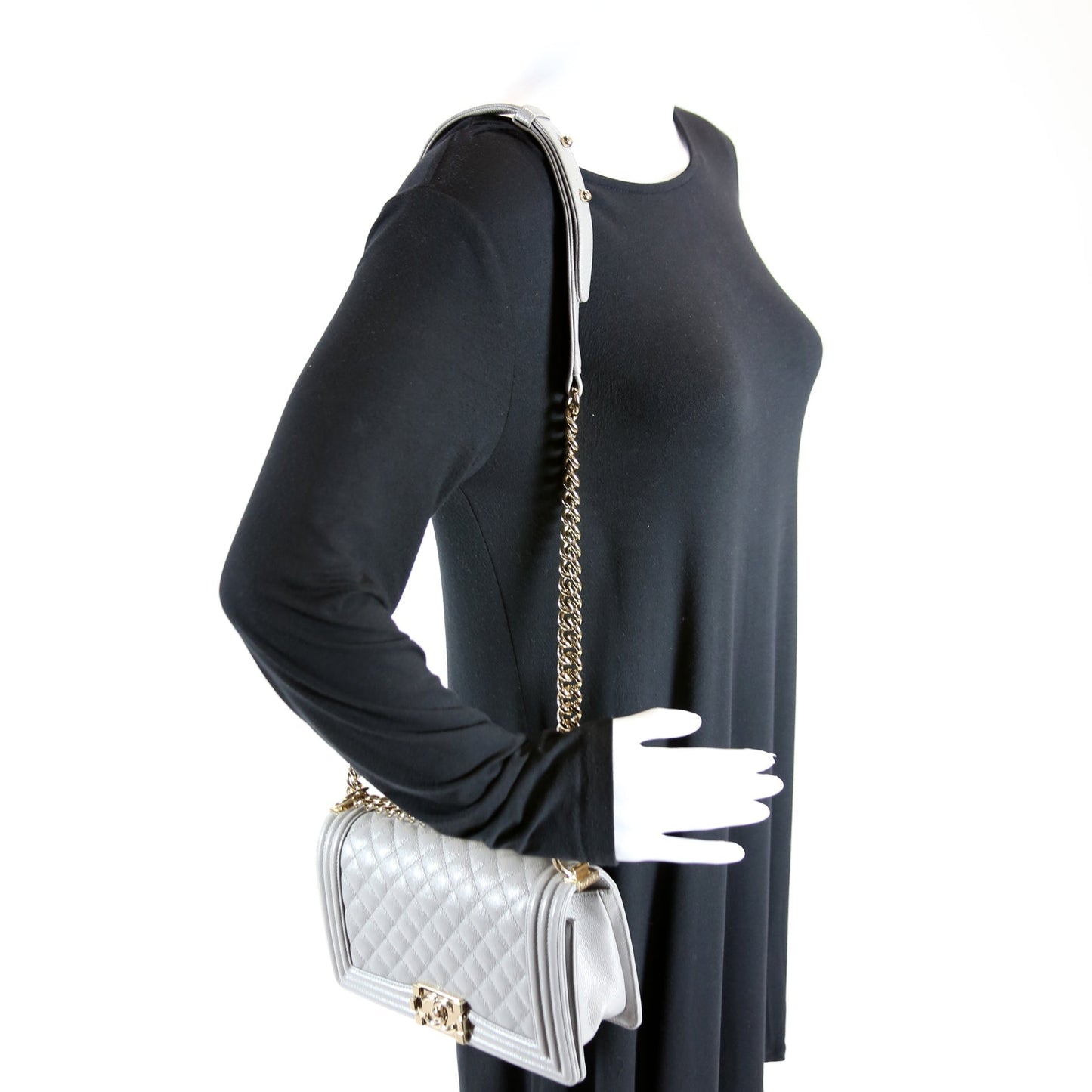 Chanel Boy Flap Medium New Caviar
