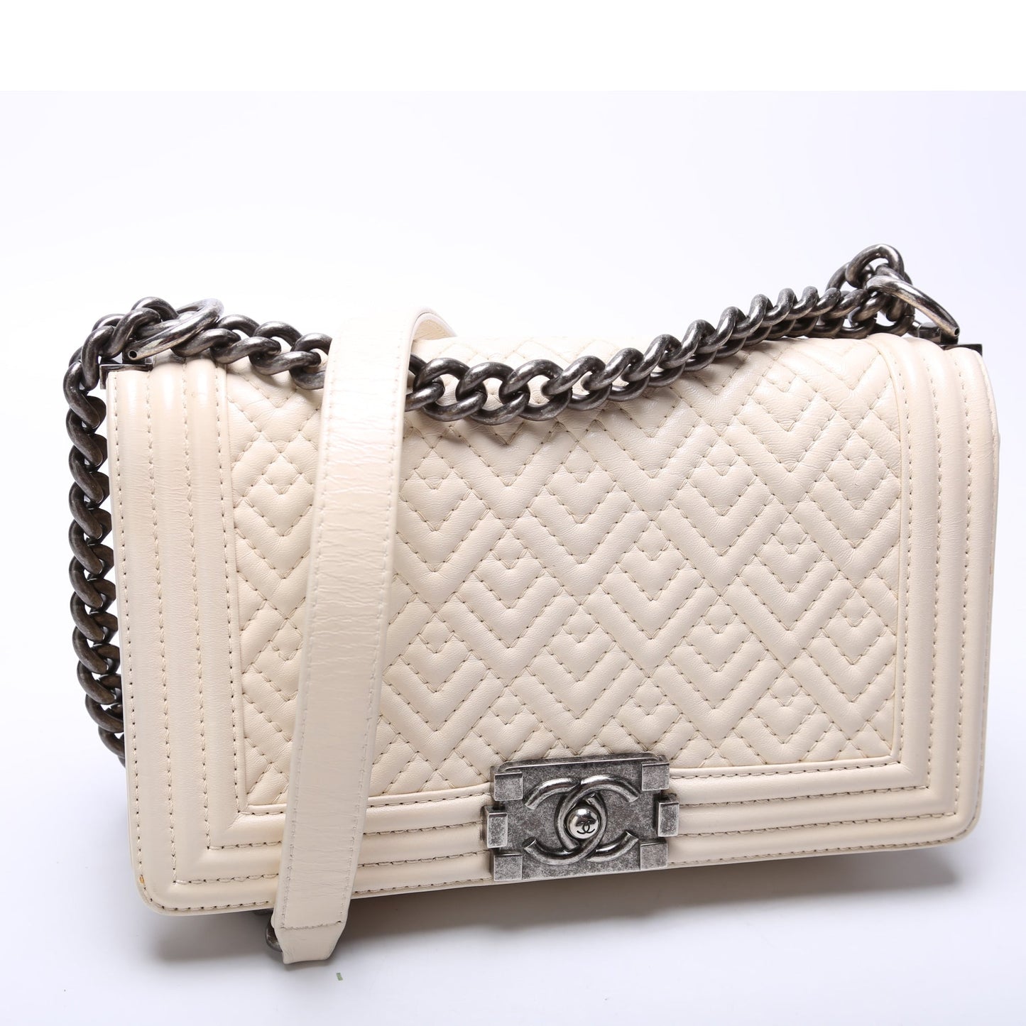 Chanel Boy Flap Medium New Lambskin