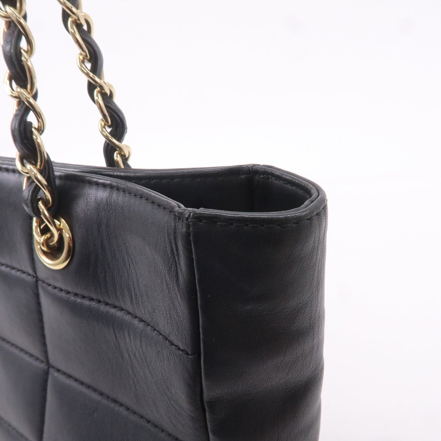 CHANEL Chocolate Bar Lamb Skin Chain Tote Bag Black A17859