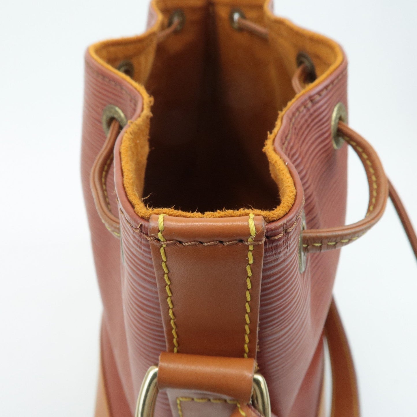 Louis Vuitton Epi Noe Shoulder Bag Kenya Brown M44003