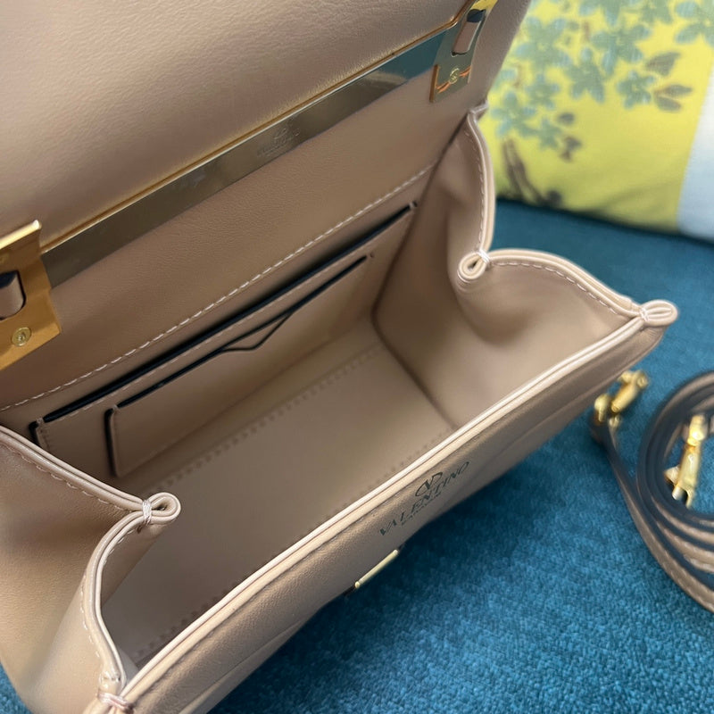 Amelia's Bag Gallery - VEL Bags - 409