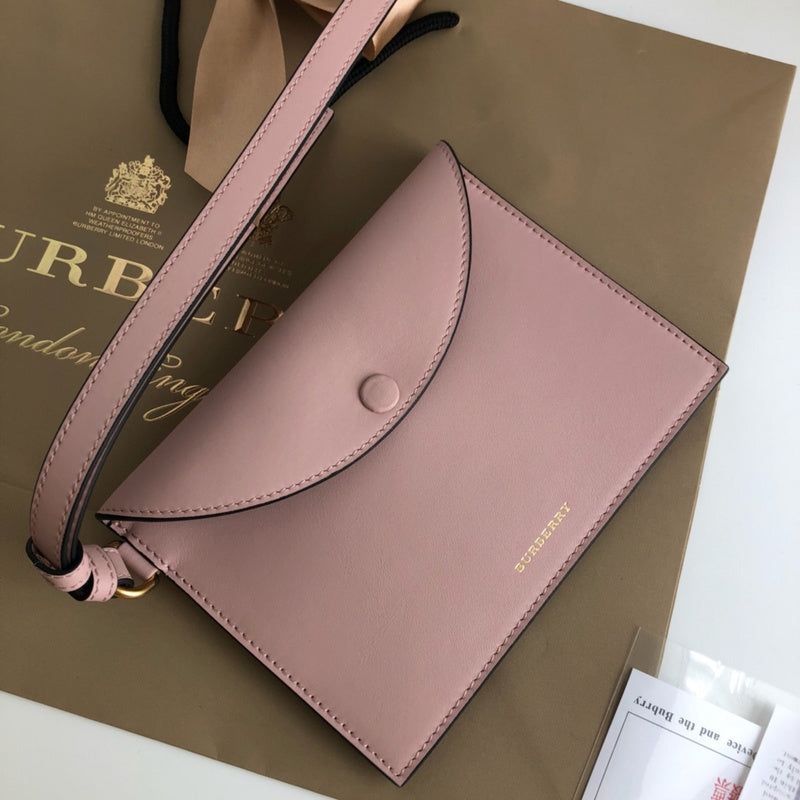 Burberry Bags - Bagsattire   340