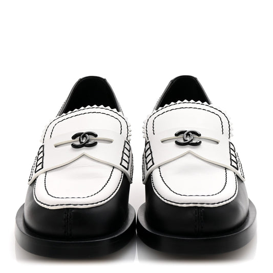 Amelia Calfskin CC Loafers 38 Black White Beige