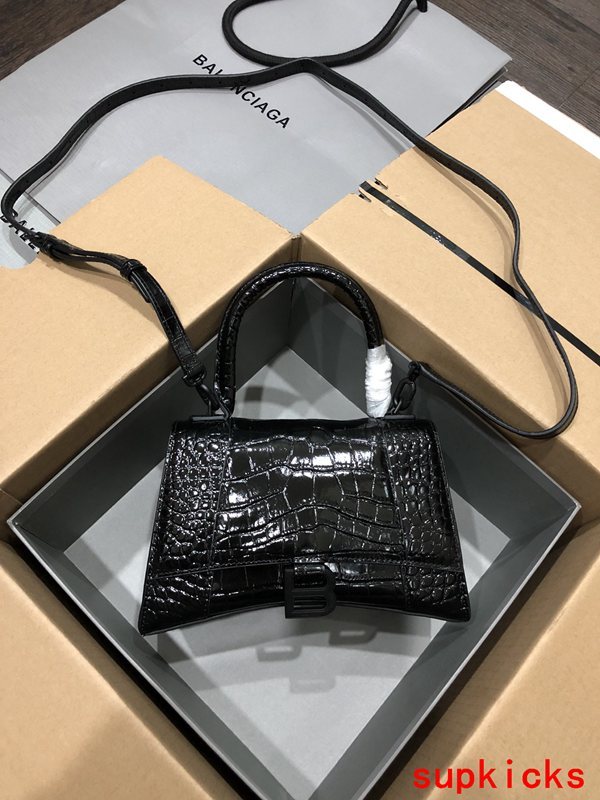 Amelia- BG Hourglass Bags - 195