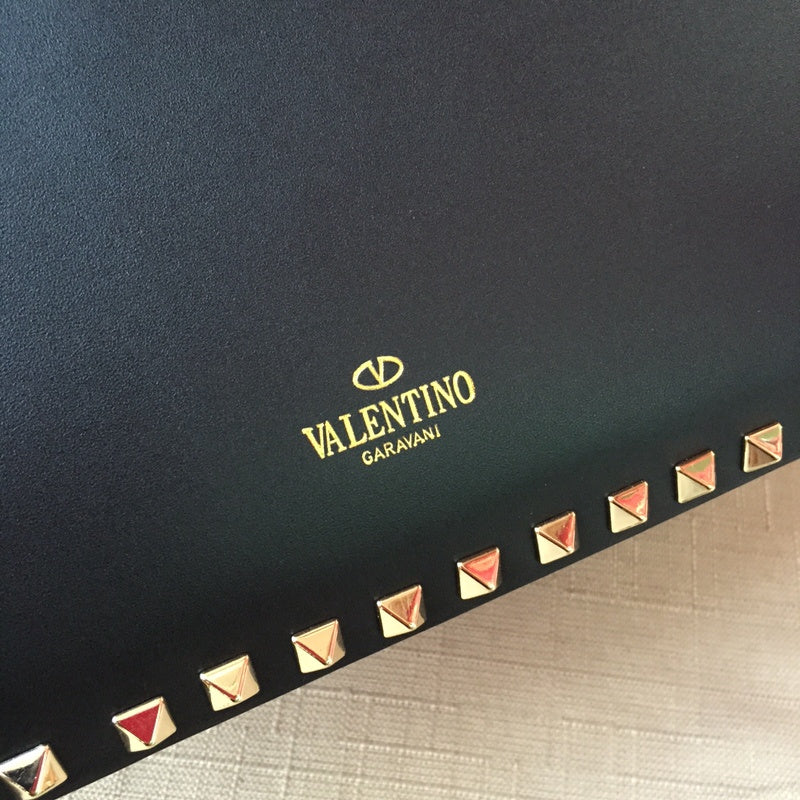 VAL LUXURY BAGS - FOR FASHION LOVERS  AFFORDABLE LUXURY BAGS- 696
